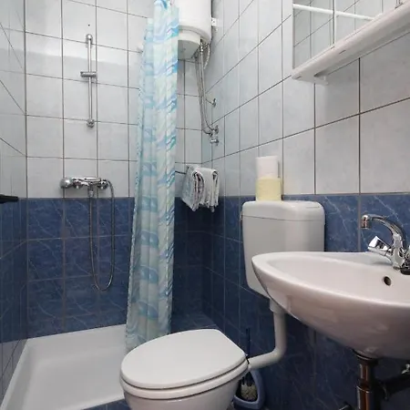 And By The Sea Starigrad, Paklenica - 6588 게스트하우스