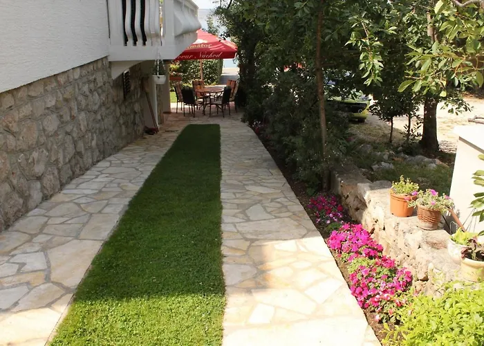 Apartments And Rooms By The Sea Starigrad, Paklenica - 6588 3* Starigrad Paklenica