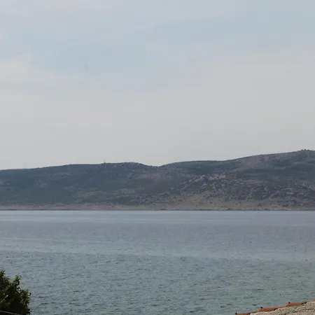 Vendégház And By The Sea Starigrad, Paklenica - 6588 3*