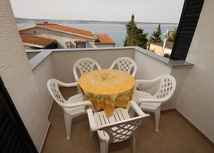 And By The Sea Starigrad, Paklenica - 6588 Гостевой дом